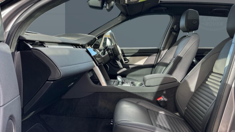 Land Rover Discovery Sport 2.0 D200 Dynamic SE 5dr Auto [5 Seat] Diesel Station Wagon